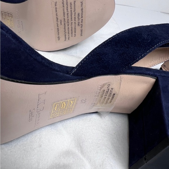 L.K. Bennet Suede round Toe Heels 37 blue - Picture 11 of 12